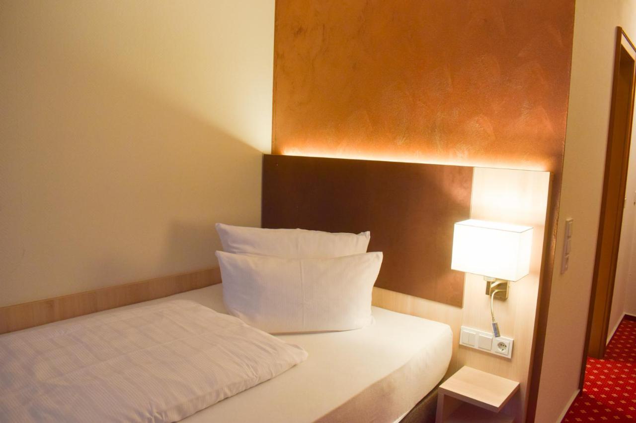 ליפשטאדט Akzent Hotel Jonathan מראה חיצוני תמונה