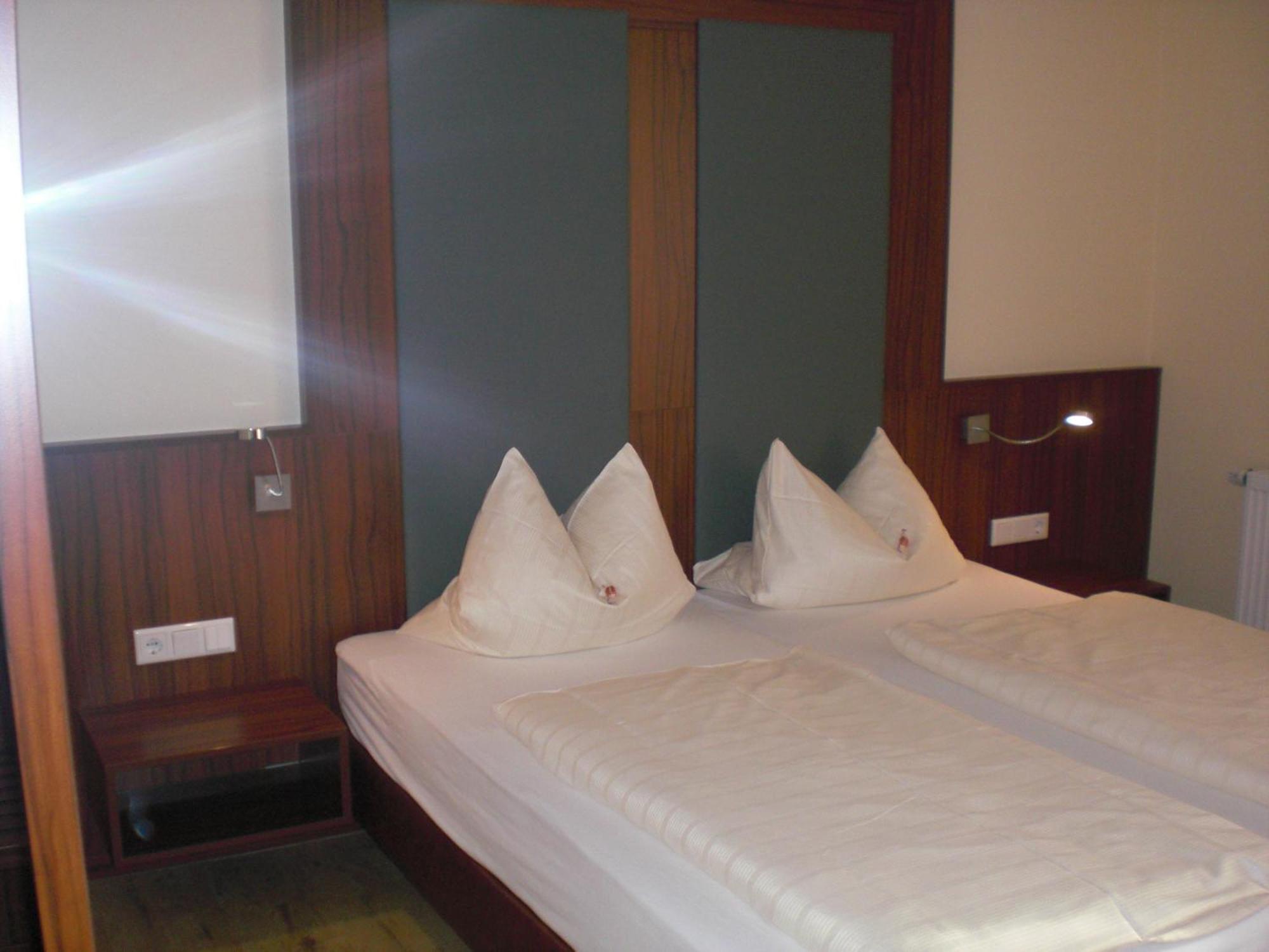 ליפשטאדט Akzent Hotel Jonathan מראה חיצוני תמונה