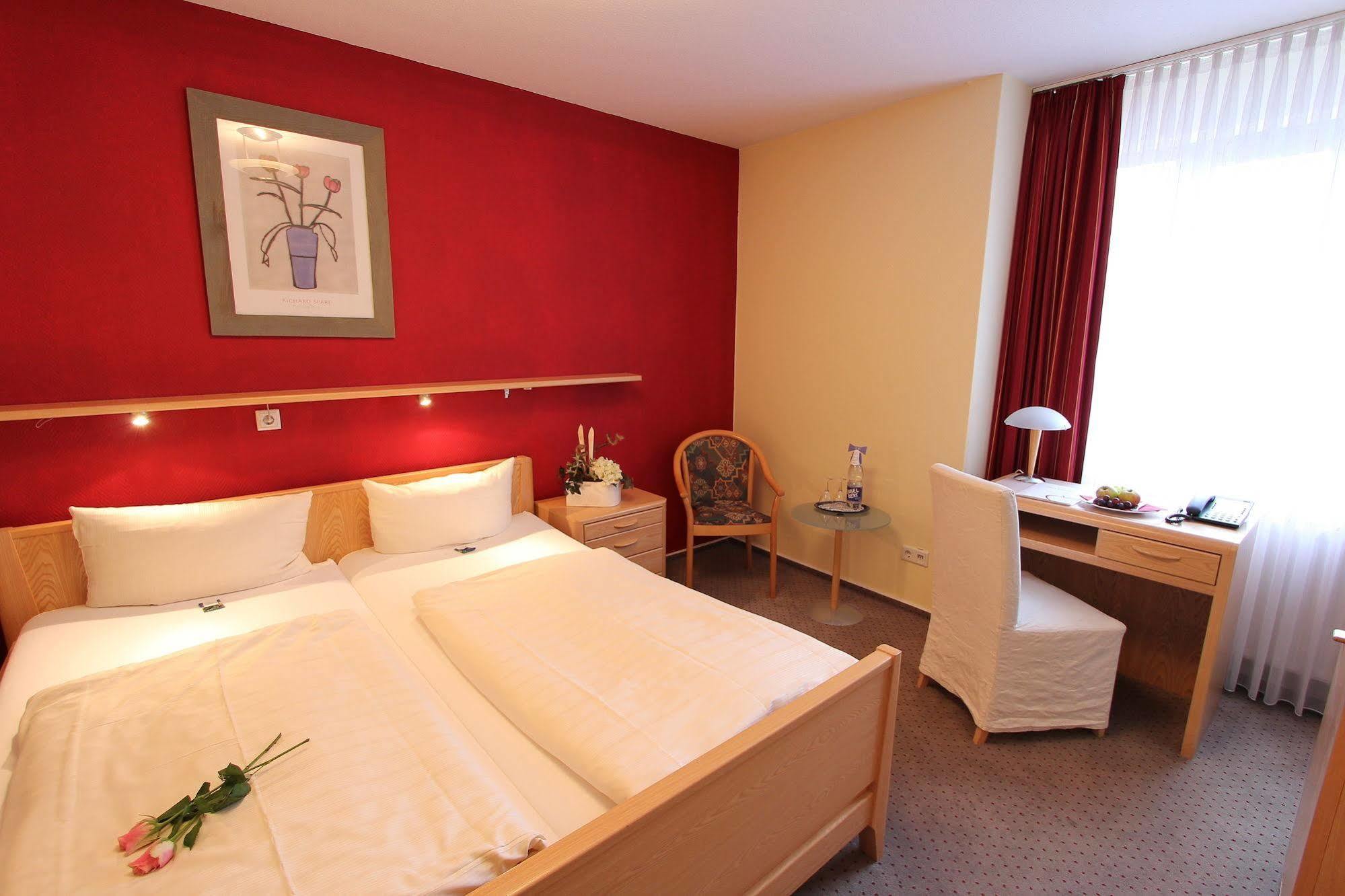 ליפשטאדט Akzent Hotel Jonathan מראה חיצוני תמונה